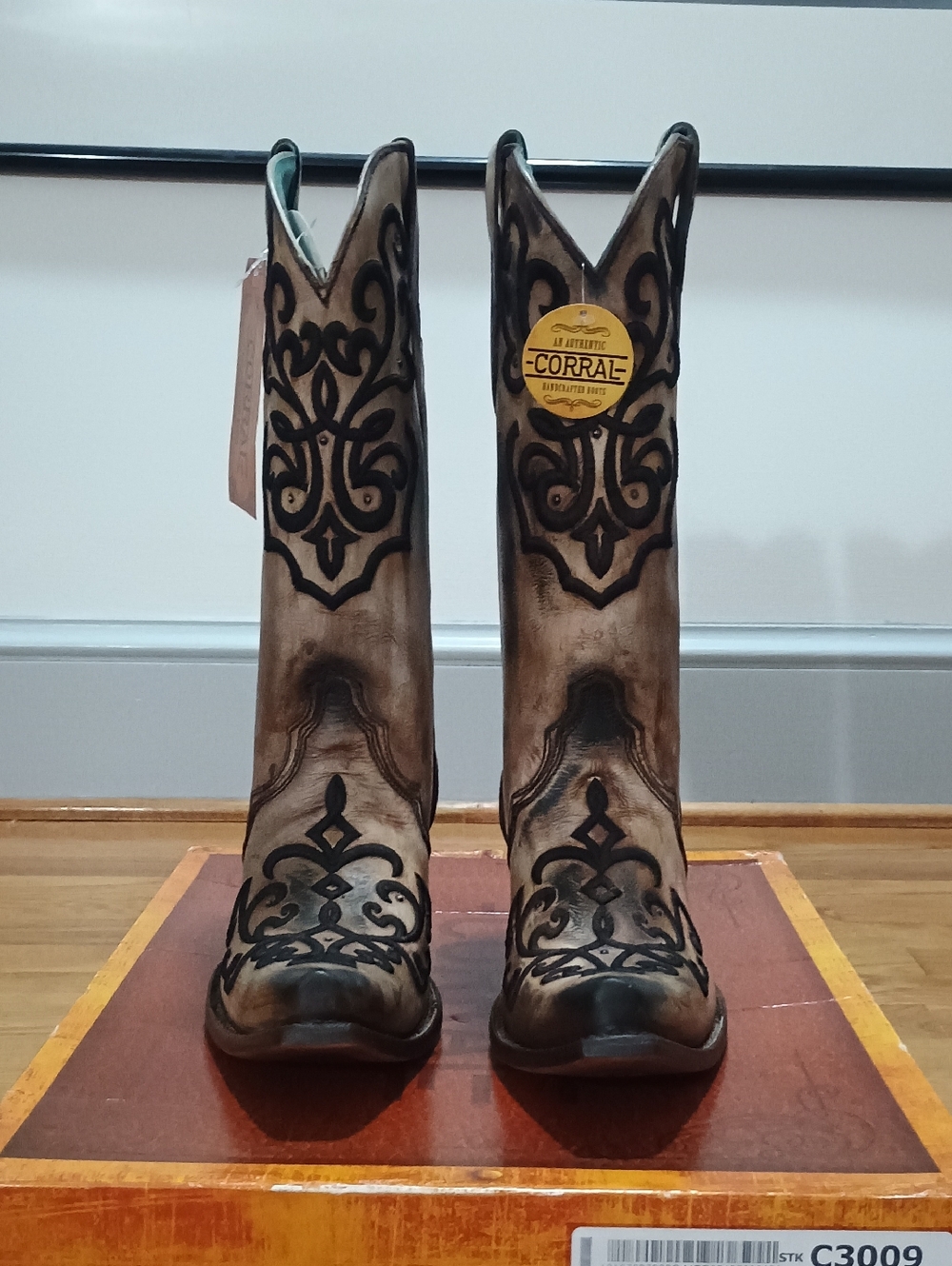 Corral Distressed Tan & Black Embroidered Western Heeled Boots